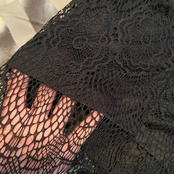 L’Atiste black lace romper with belt, S - Picture 4 of 5